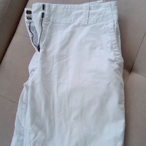 Vineyard Vines shorts size 14